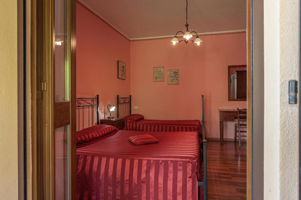 Agriturismo Le Dolci Colline Valfabbrica Kültér fotó