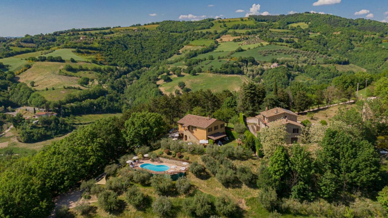 Agriturismo Le Dolci Colline Valfabbrica Kültér fotó