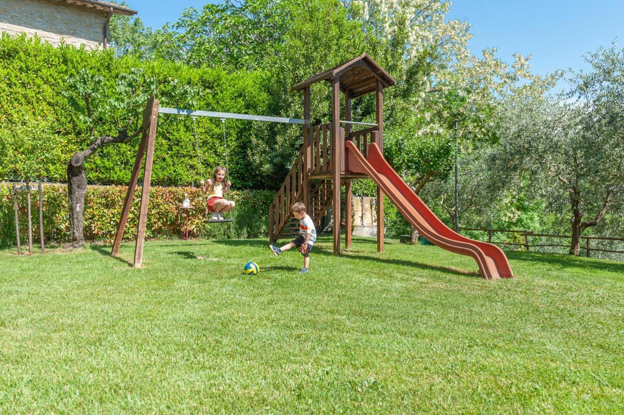 Agriturismo Le Dolci Colline Valfabbrica Kültér fotó